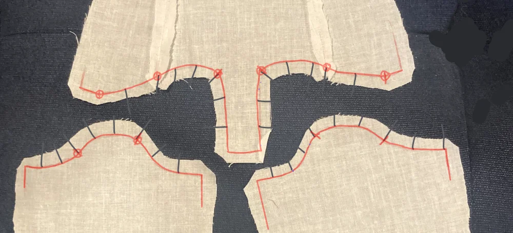 Leg seam snips